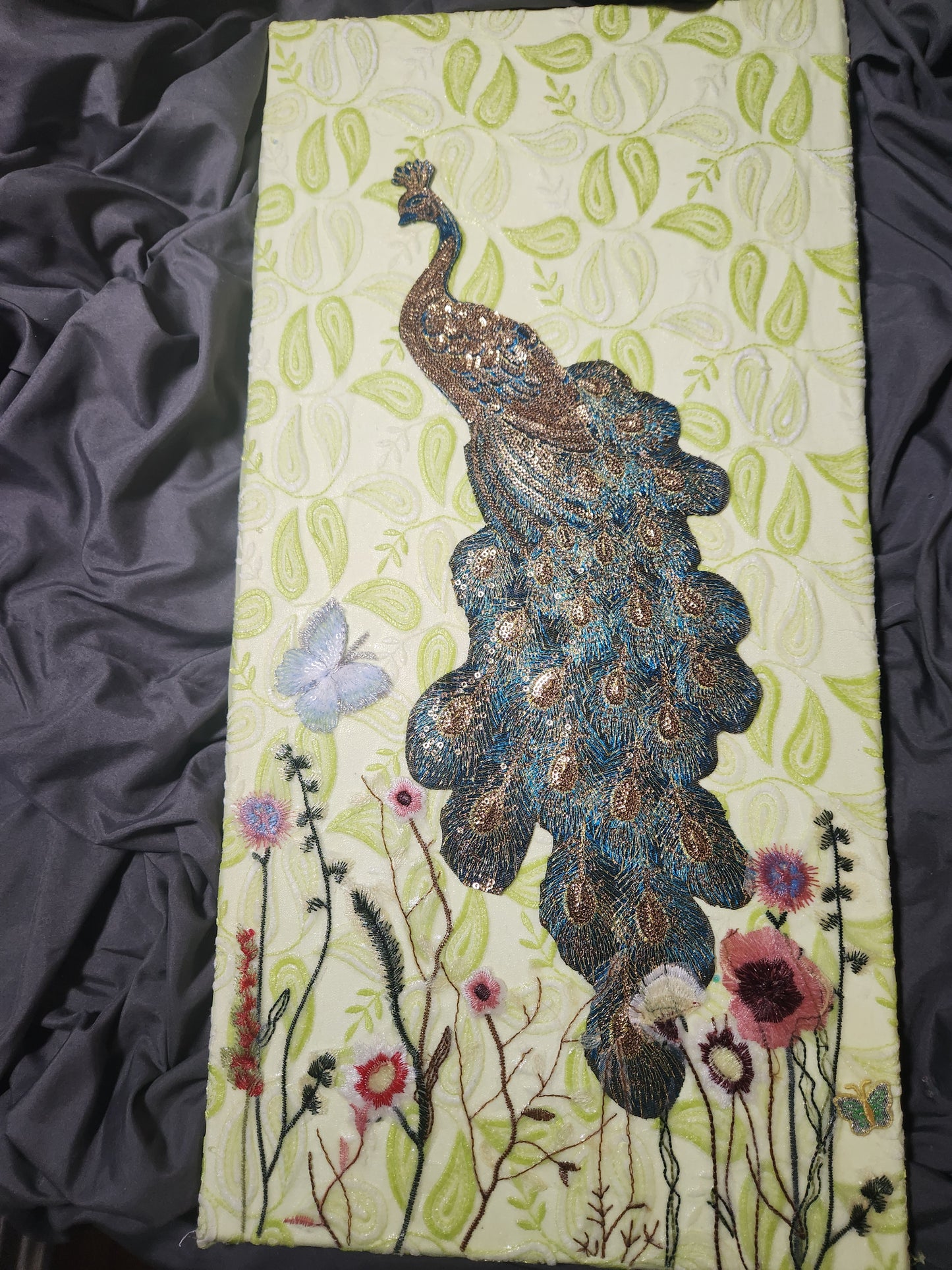 Lace Canvas - Peacock